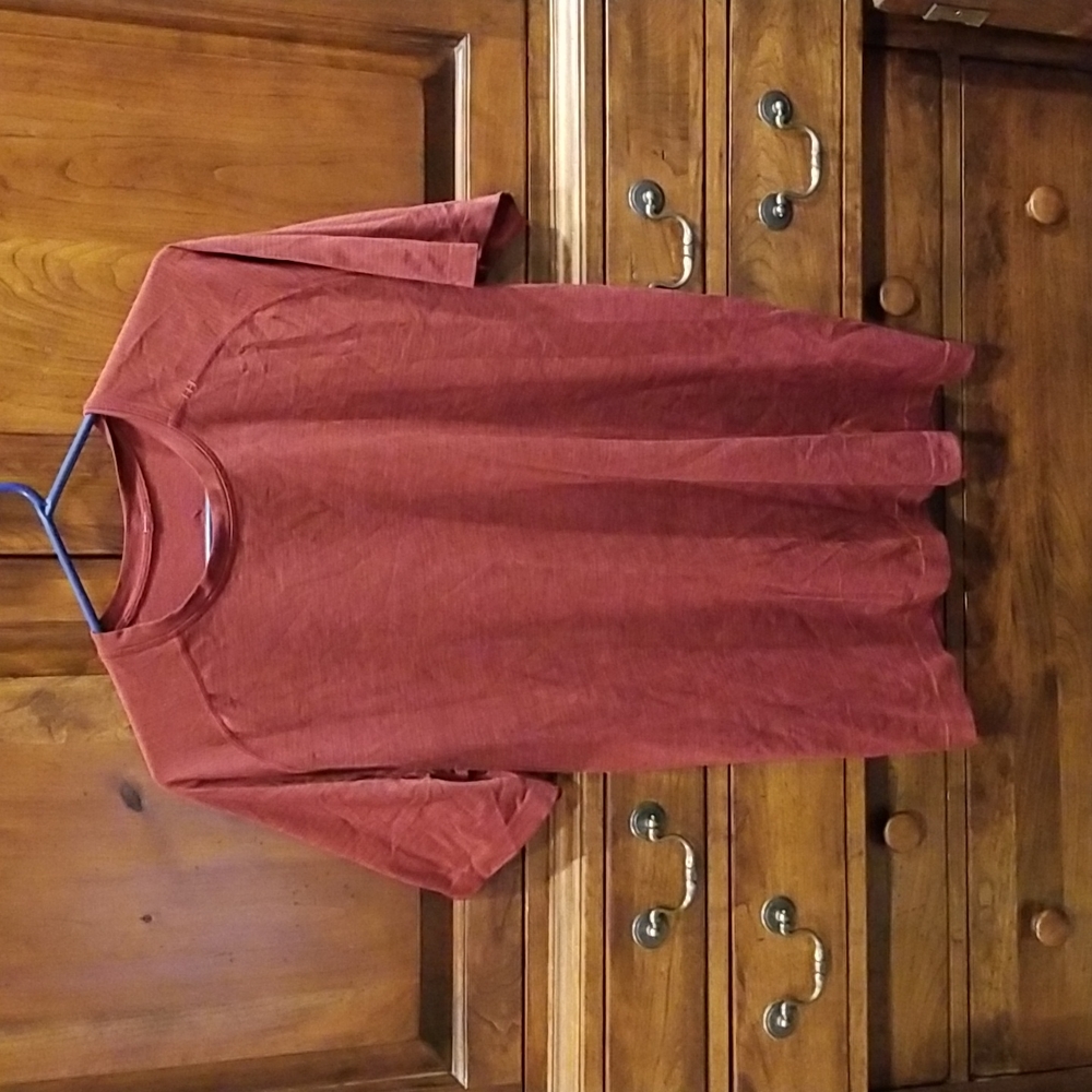 Lululemon Athletica Men's Large T Shirt